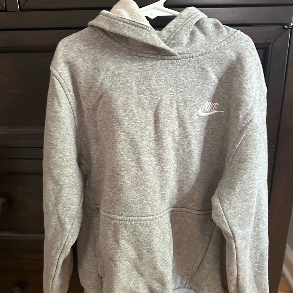 Nike boys Heather Gray Pullover Hoodie